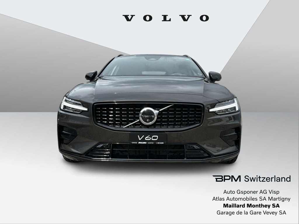 Volvo  2.0 B5 Plus Dark Mild Hybrid Geartronic